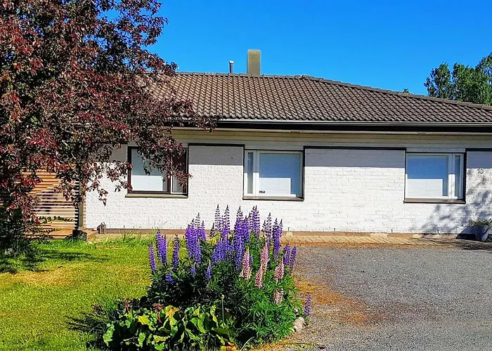 Garage, Tallitalo Apartment *