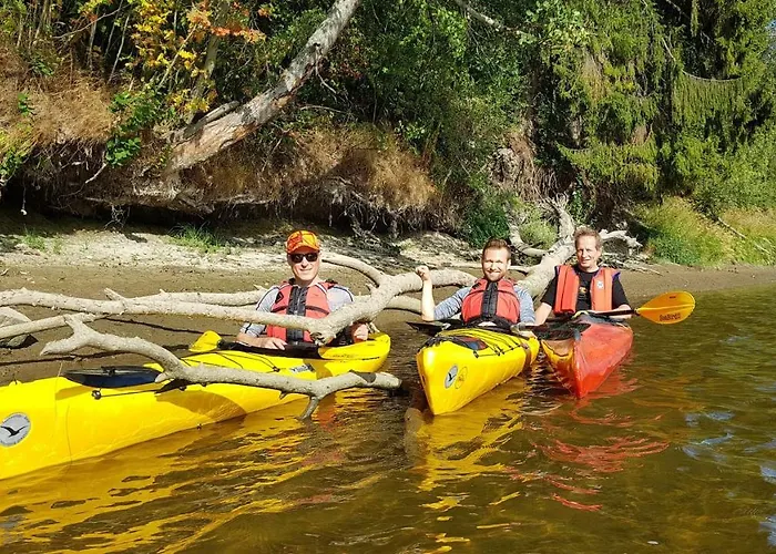 Garage, Tallitalo Apartment *